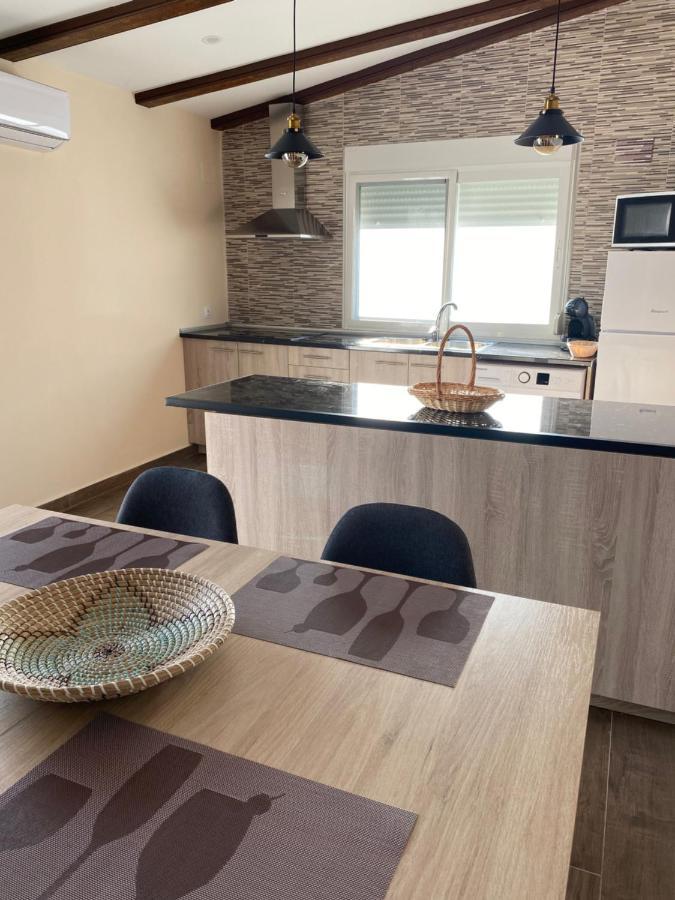 La Andana Apartment Macastre Exterior photo